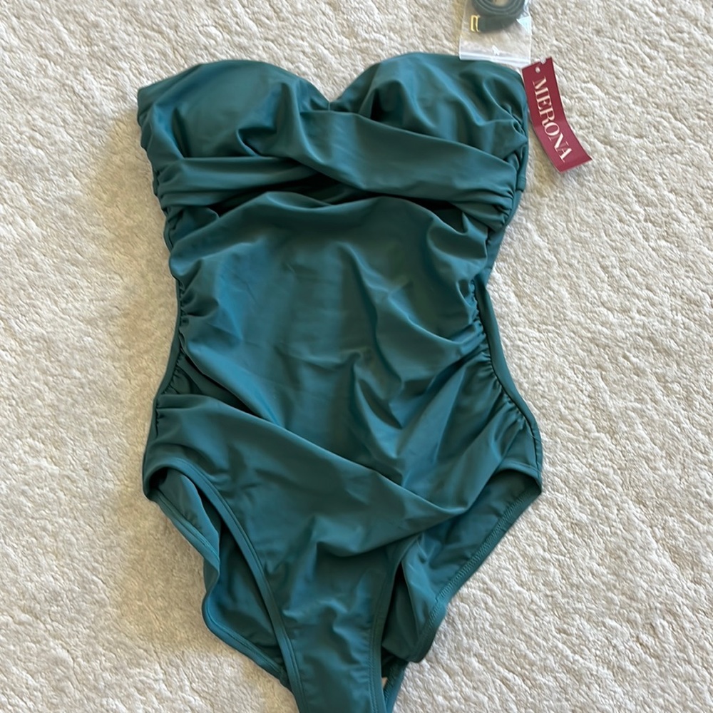 Super flattering and cute merona quest teal bathing suit